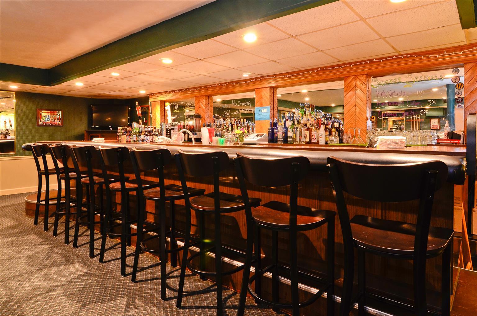 Magnuson Grand Pioneer Inn And Suites Escanaba Restaurant foto